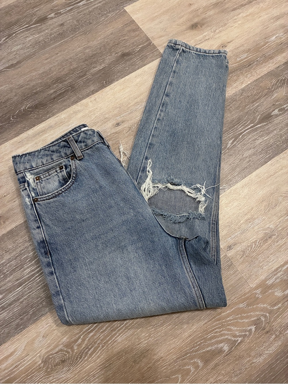 Topshop Light Blue Boyfriend Jeans with Knee Distressing